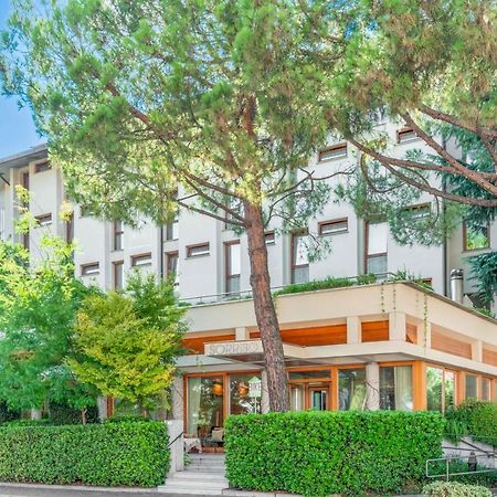 阿勃够赛里斯酒店 Boario Terme 外观 照片