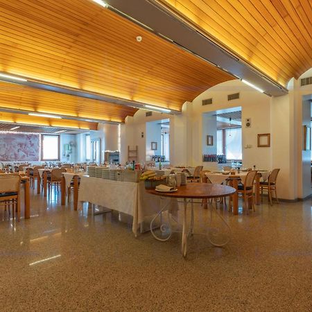 阿勃够赛里斯酒店 Boario Terme 外观 照片